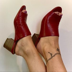 Aerosoles red mule heeled sandal